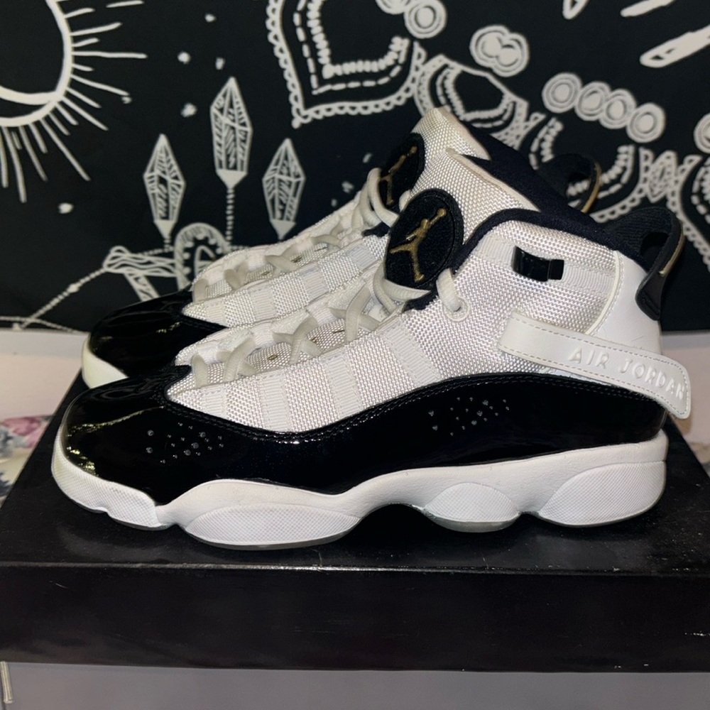 Air Jordan’s 6 rings